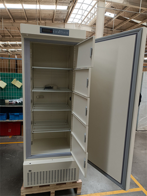 Вакционный морозильник большой емкости шкафа хранения 328L медицинский с полками рицинусов PU стальными